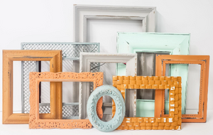 Casual, beachy family picture frames for wall with a coastal look, Relaxing mixed collection of unique gallery wall photo frames