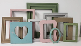 Welcoming Coastal Style Gallery Wall Picture Frames for an Assorted Set of Vintage Photo Frames